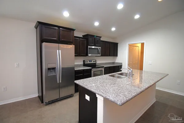 $1,995 | 5621 Peach Drive, Pace, FL 32571