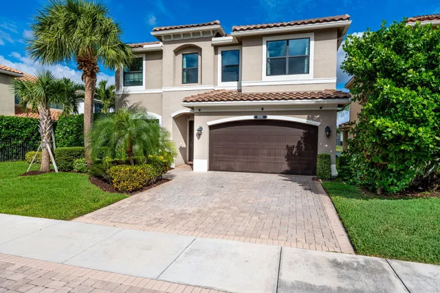$898,000 | 8101 Ironstone Drive, Delray Beach, FL 33446