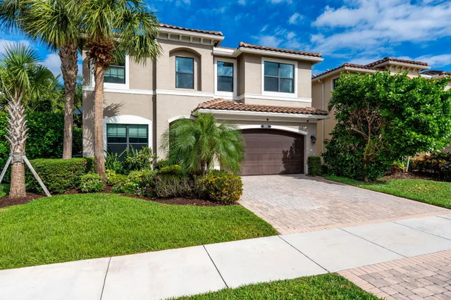 $898,000 | 8101 Ironstone Drive, Delray Beach, FL 33446