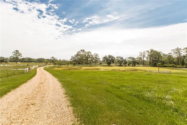 $1,305,000 | 57012 Old U S 51, Amite, LA 70422