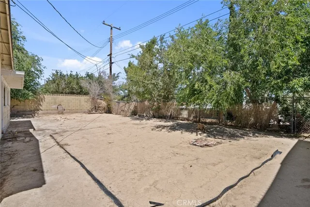 $2,550 | 329 East Ave R7, Palmdale, CA 93550