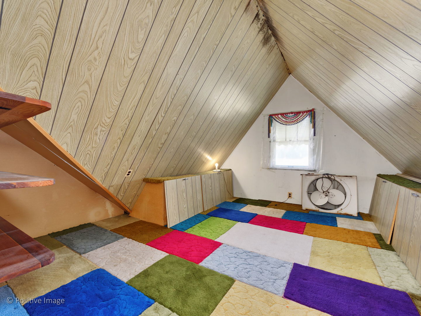 399 Longcommon Road Riverside, IL 60546 - Photo 15 of 25 a room with musical instruments and wooden floor