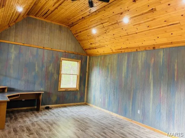 $394,000 | 19125 County Road 1220, St. James, MO 65559