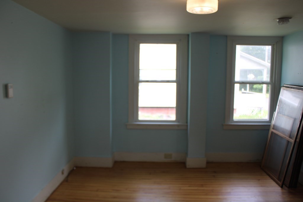 8 Water Street Greenfield, MA 01301 - Photo 9 of 20