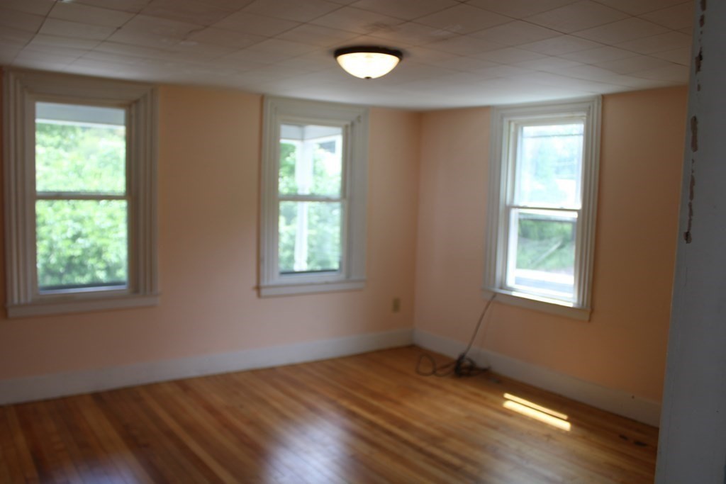 8 Water Street Greenfield, MA 01301 - Photo 10 of 20