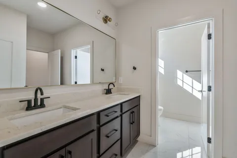 $4,000 | 915 B Marilyn Road, Nashville, TN 37209