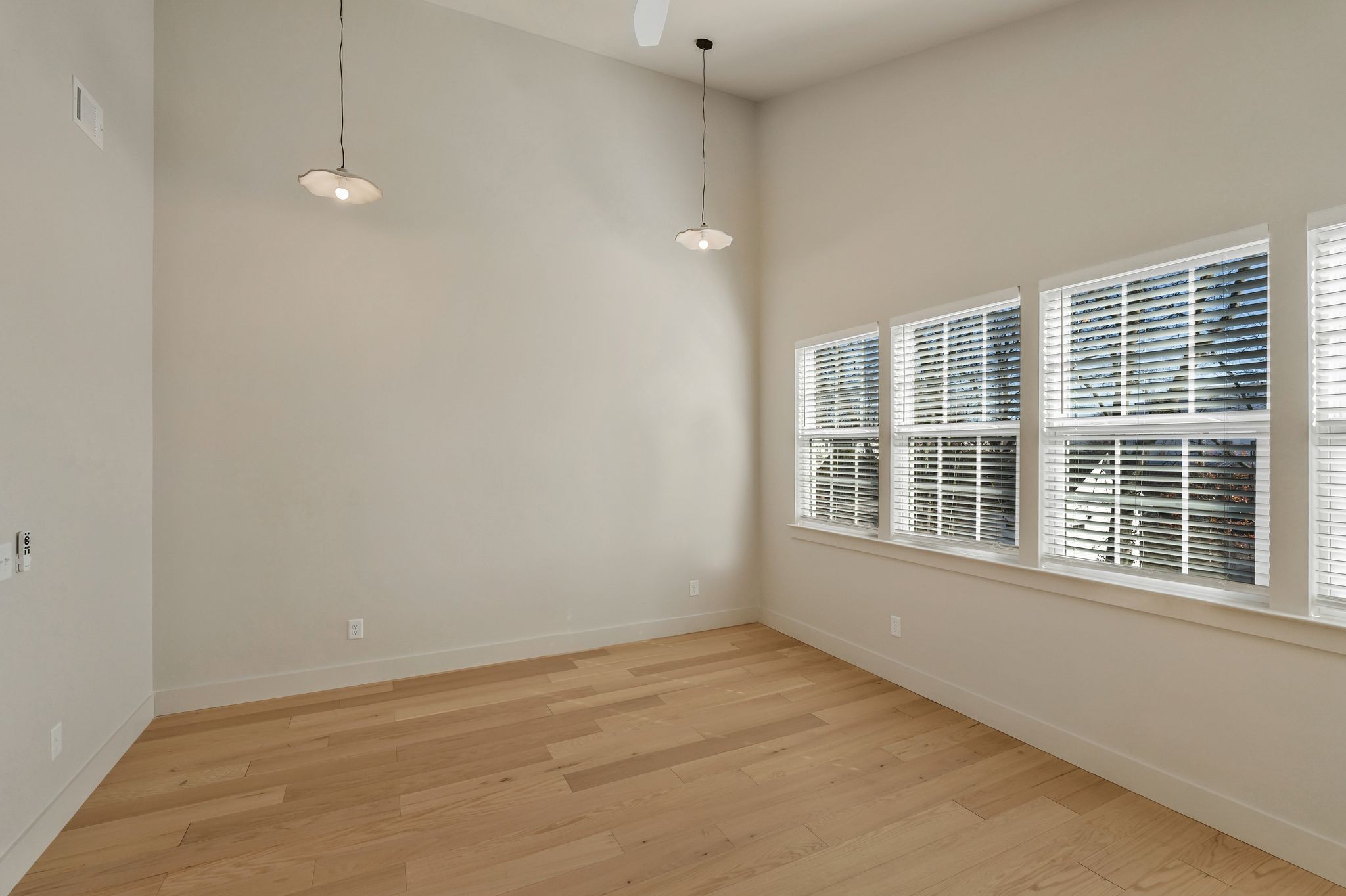 915 B Marilyn Road Nashville, TN 37209 - Photo 30 of 44 a view of an empty room with a window