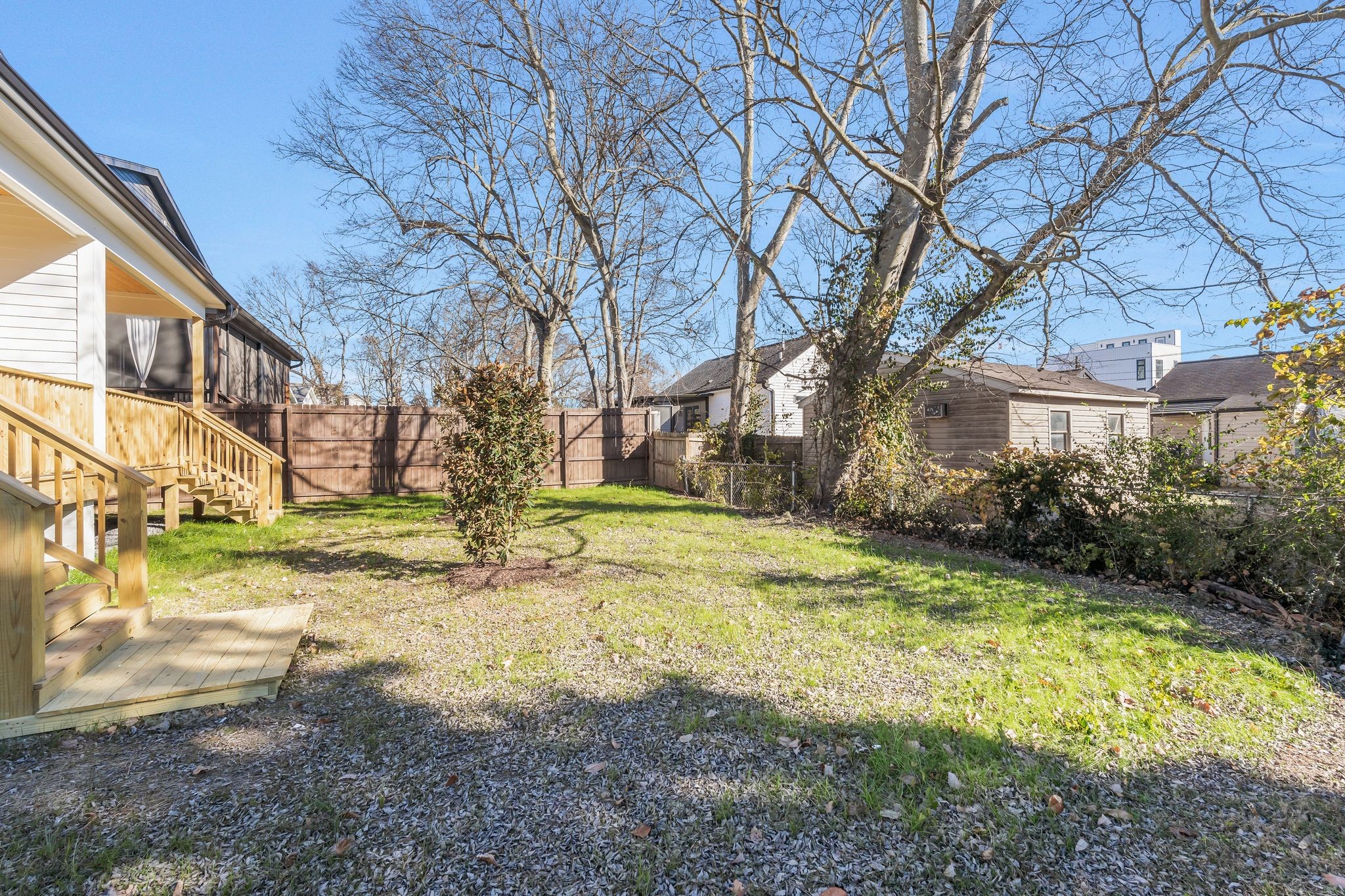 915 B Marilyn Road Nashville, TN 37209 - Photo 40 of 44 a view of a yard in front of a building