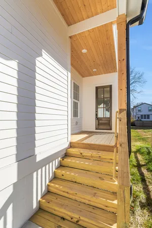 $4,000 | 915 B Marilyn Road, Nashville, TN 37209