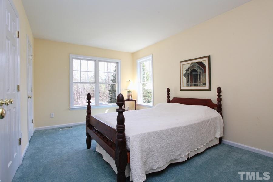 10015 Smith Basin Lane Raleigh, NC 27614 - Photo 18 of 25 Gallery Image 18