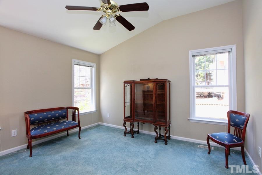 10015 Smith Basin Lane Raleigh, NC 27614 - Photo 10 of 25 Gallery Image 10