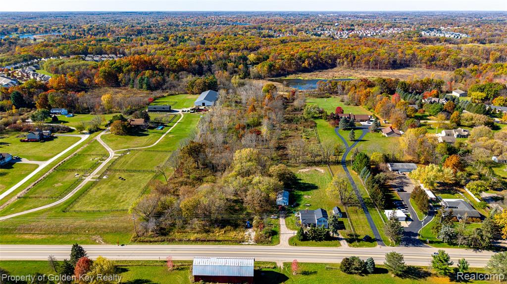 32 North Latson Road Howell, MI 48843 - Photo 1 of 3 Gallery Image 1