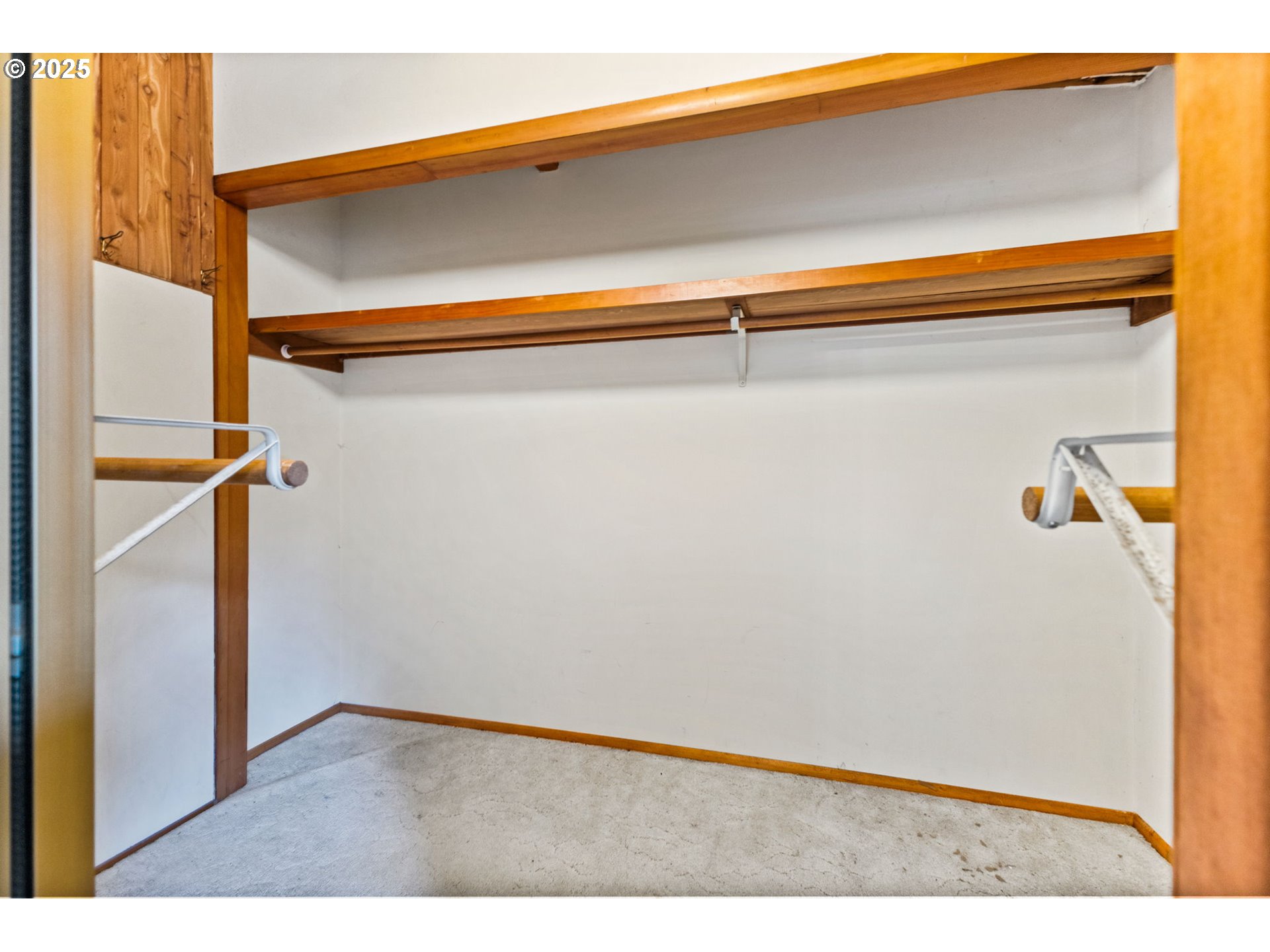 27990 Riggs Hill Road Foster, OR 97345 - Photo 14 of 34 Gallery Image 14