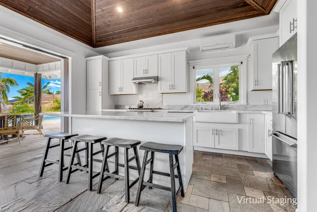 $2,995,000 | 206 Wailau Place, Unit B, Lahaina, HI 96761