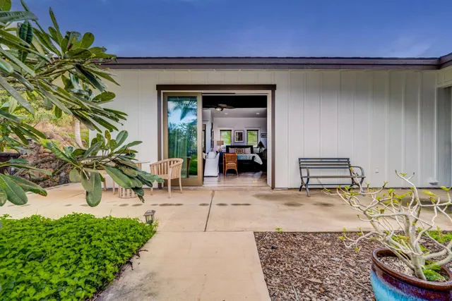 $2,995,000 | 206 Wailau Place, Unit B, Lahaina, HI 96761