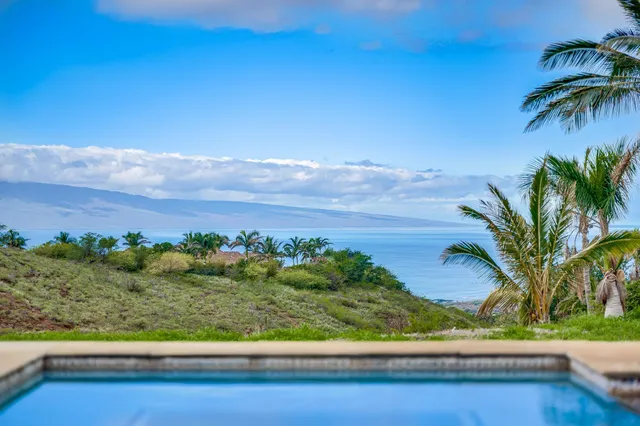 $2,995,000 | 206 Wailau Place, Unit B, Lahaina, HI 96761