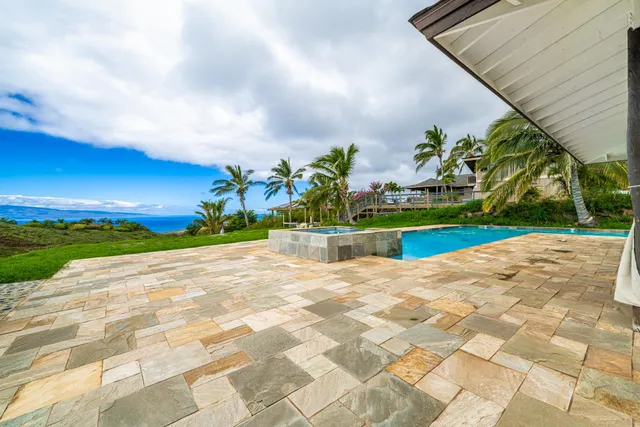 $2,995,000 | 206 Wailau Place, Unit B, Lahaina, HI 96761