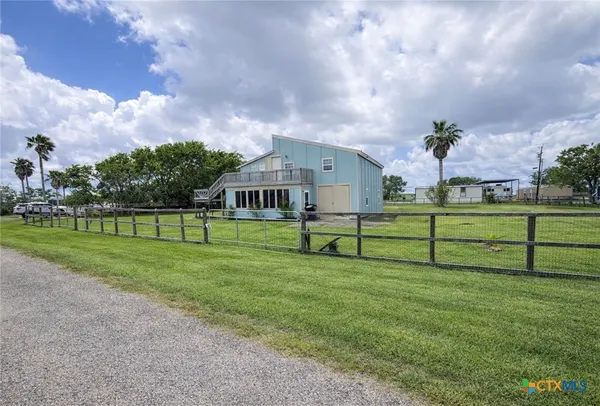 $219,900 | 488 Alamo Beach Avenue, Port Lavaca, TX 77979