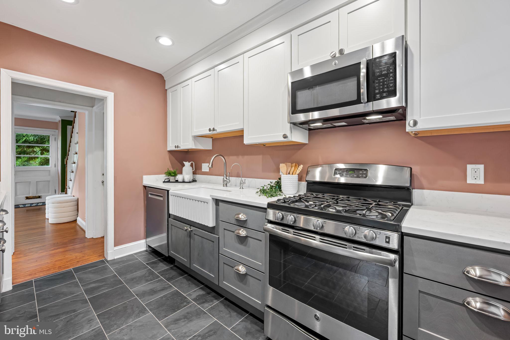 1305 Northview Road Baltimore, MD 21218 - Photo 7 of 33 Fully Renovated Kitchen
