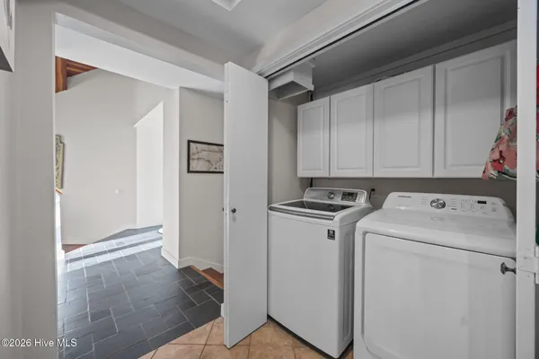 $462,900 | 127 Hampton Drive, Washington, NC 27889