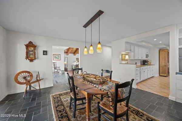 $462,900 | 127 Hampton Drive, Washington, NC 27889