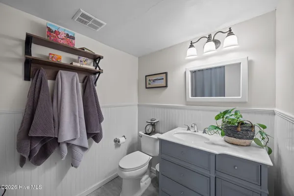 $462,900 | 127 Hampton Drive, Washington, NC 27889