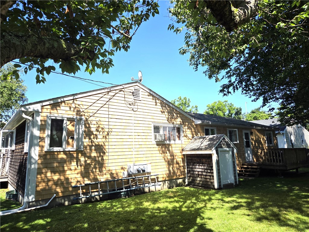 23 Butler Street Newport, RI 02840 - Photo 2 of 18 shingled sides and rear