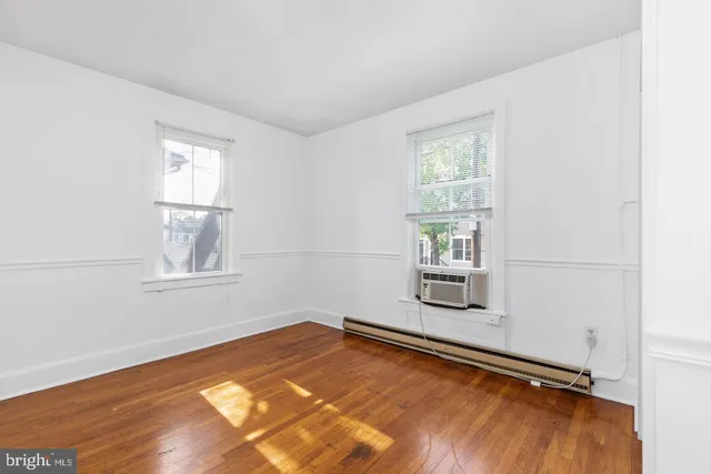 $1,100 | 702 South Braddock Street, Unit 3, Winchester, VA 22601