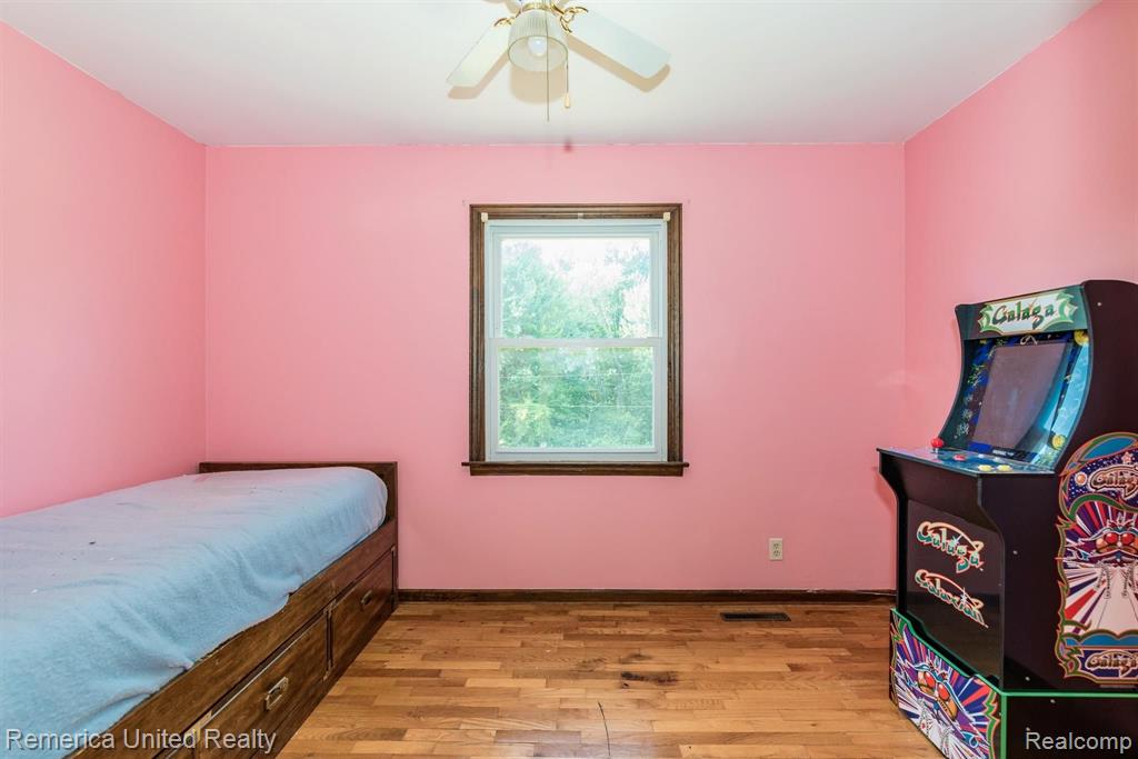 6799 West Sober Road Fowlerville, MI 48836 - Photo 32 of 43