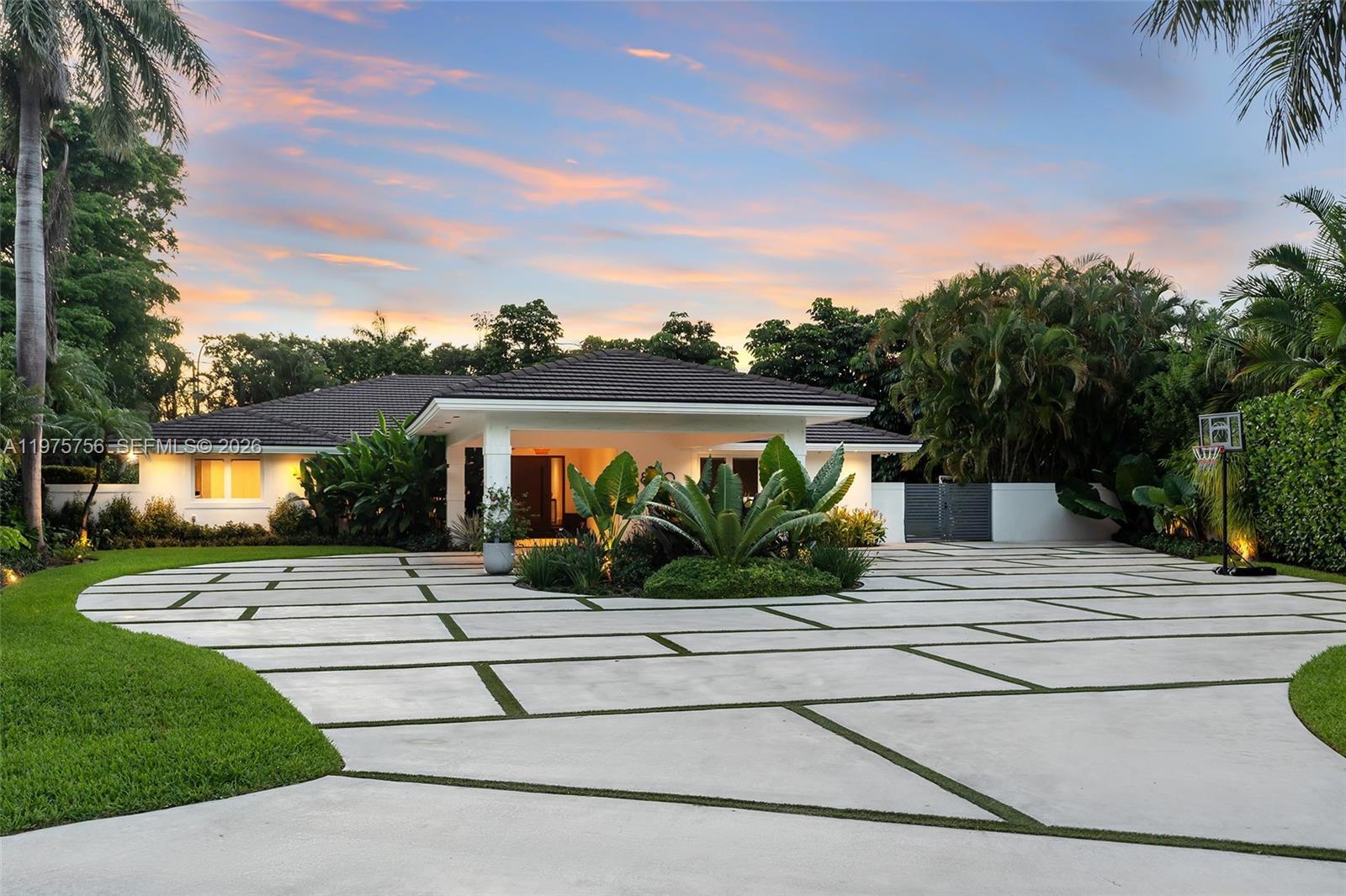 4800 Bay Point Road Miami, FL 33137 - Photo 16 of 74