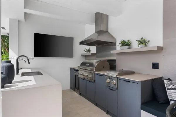 $42,500 | 4800 Bay Point Road, Miami, FL 33137