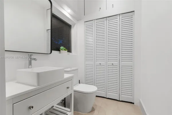 $42,500 | 4800 Bay Point Road, Miami, FL 33137