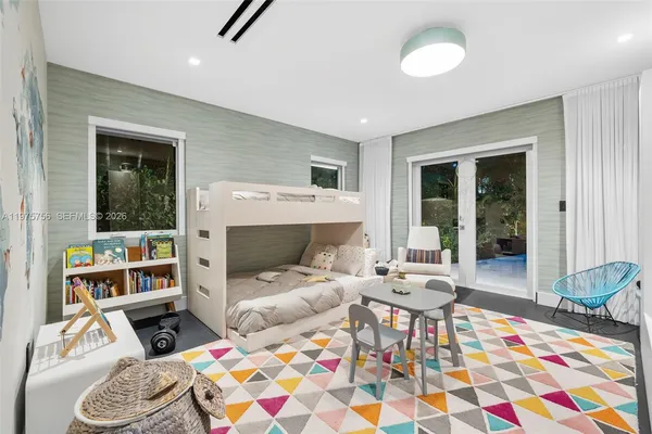 $42,500 | 4800 Bay Point Road, Miami, FL 33137