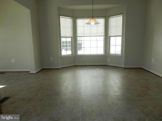 12910 Yellow Jacket Road Hagerstown, MD 21740 - Photo 18 of 30 Eat In Kitchen