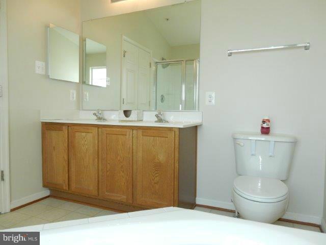 12910 Yellow Jacket Road Hagerstown, MD 21740 - Photo 23 of 30 Master Bath