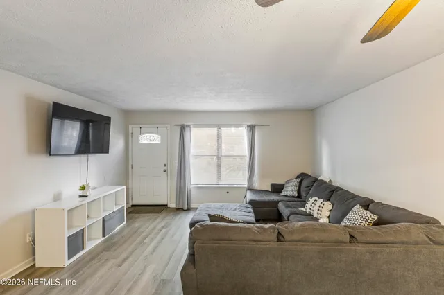 $217,000 | 4955 Knightsbridge Circle North, Jacksonville, FL 32244