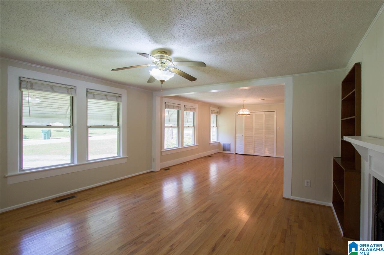 1740 Linden Street Leeds, AL 35094 - Photo 4 of 50