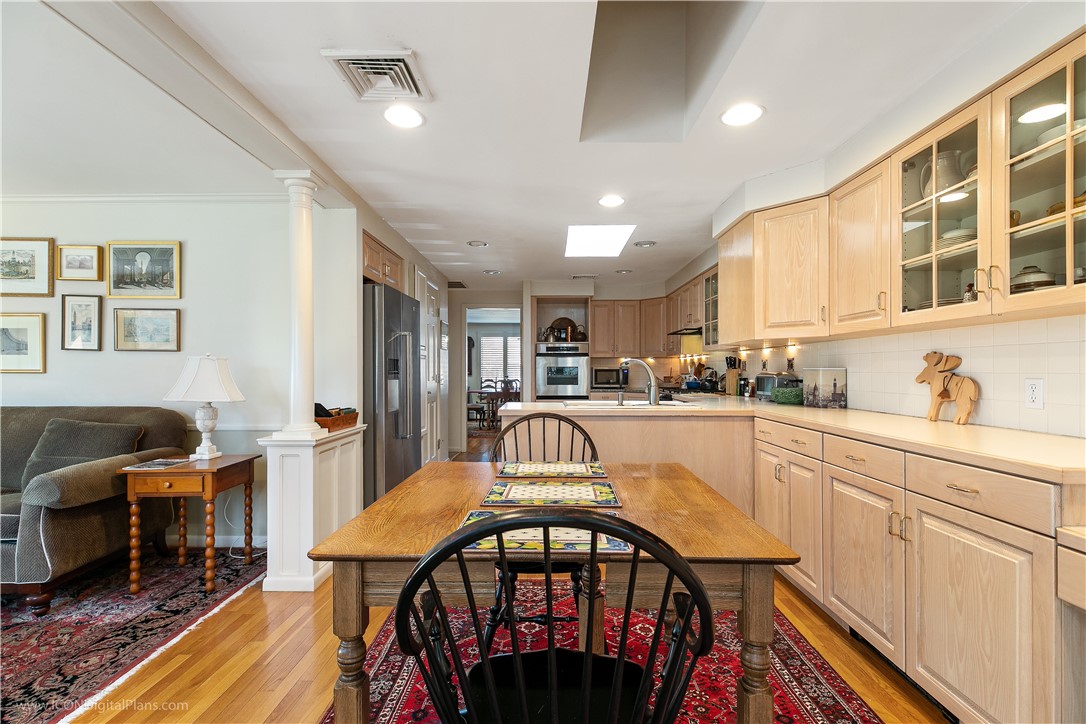 13 Hanley Farm Road, Unit 13 Warren, RI 02885 - Photo 13 of 44