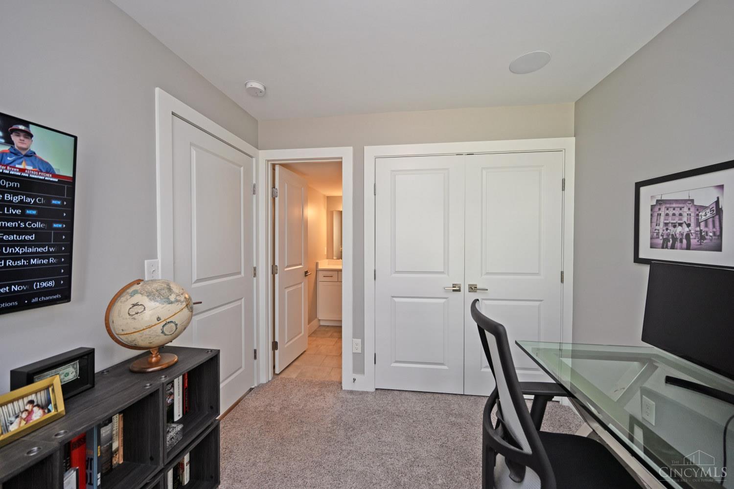 3117 Madison Road, Unit 15 Cincinnati, OH 45209 - Photo 9 of 57