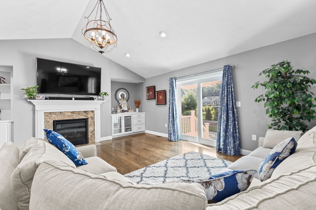 21 Pasture Brook Road Attleboro, MA 02703 - Photo 5 of 24