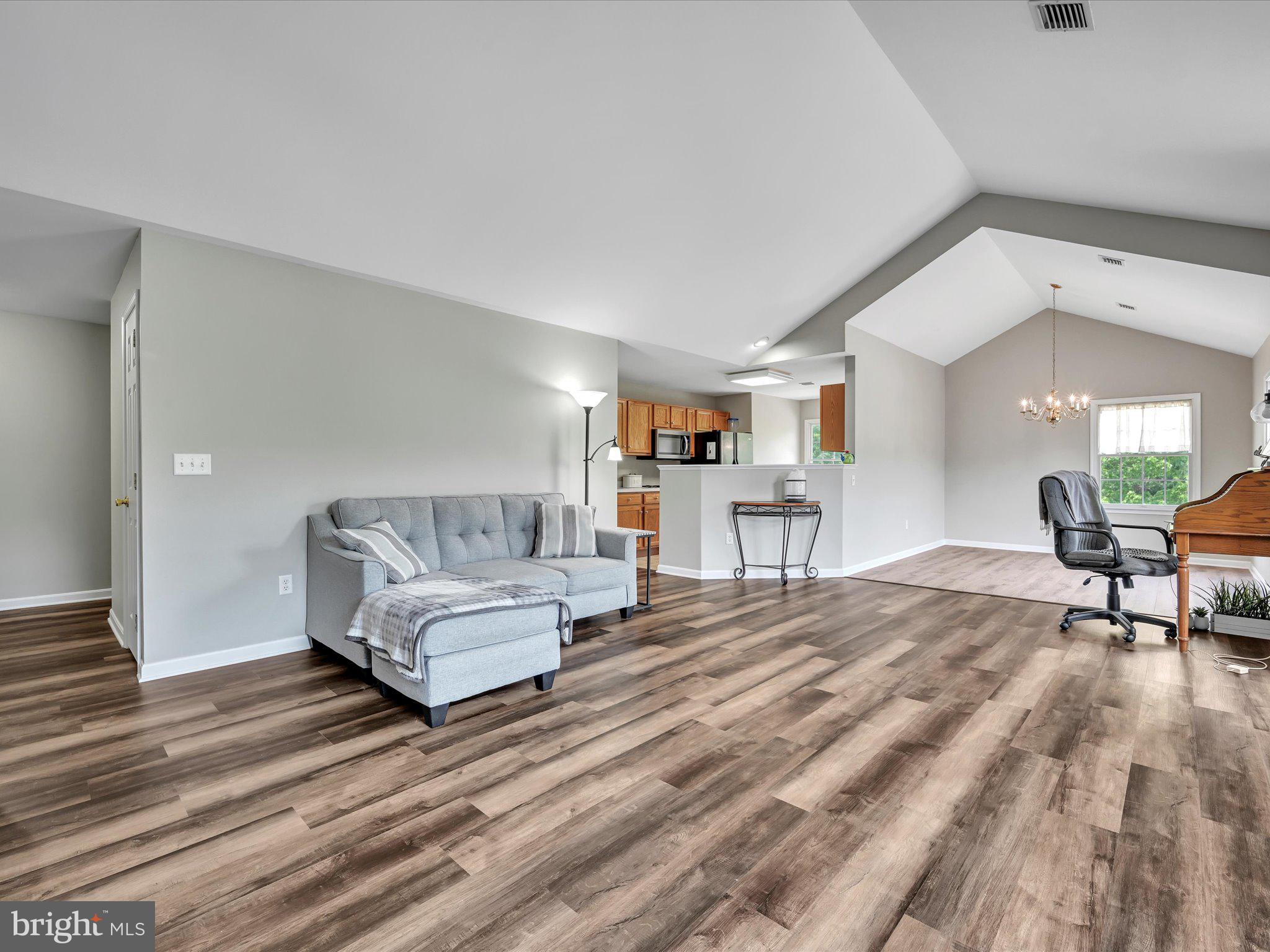 4609 Deer Path Road Harrisburg, PA 17110 - Photo 8 of 28 Gallery Image 8