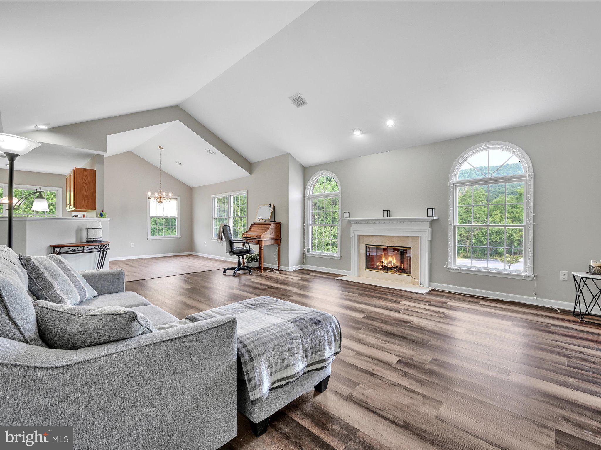 4609 Deer Path Road Harrisburg, PA 17110 - Photo 9 of 28 Gallery Image 9