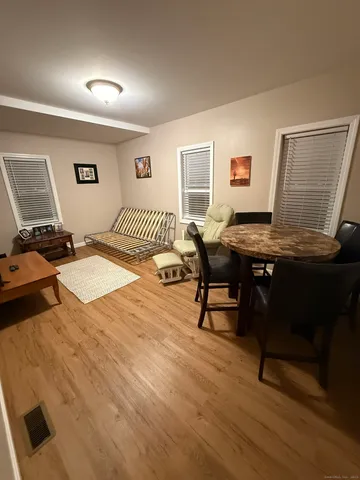 $1,850 | 112 Liberty Street, Pawcatuck, CT 06379