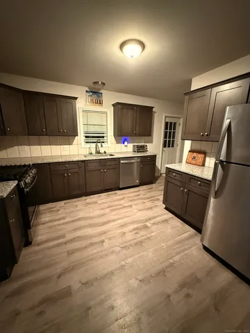 $1,850 | 112 Liberty Street, Pawcatuck, CT 06379