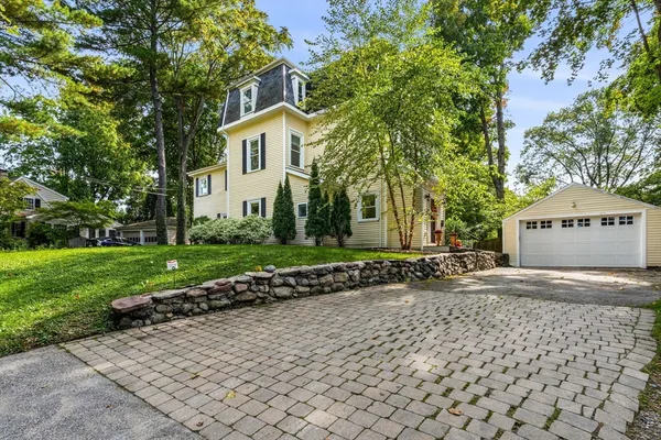 $1,898,000 | 28 Mercer Road, Needham, MA 02494