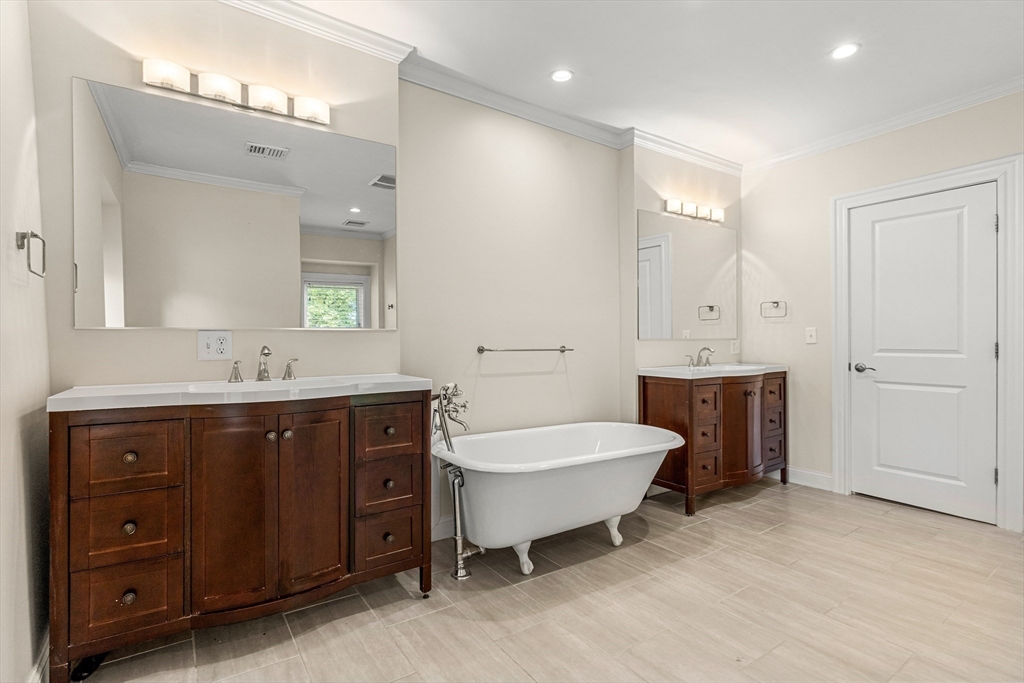 28 Mercer Road Needham, MA 02494 - Photo 23 of 28