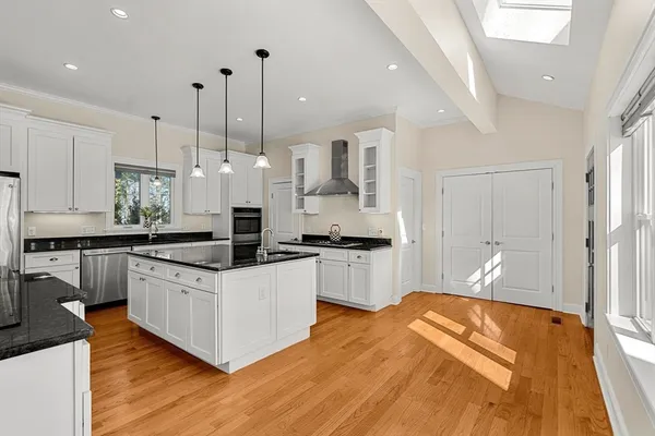 $1,898,000 | 28 Mercer Road, Needham, MA 02494