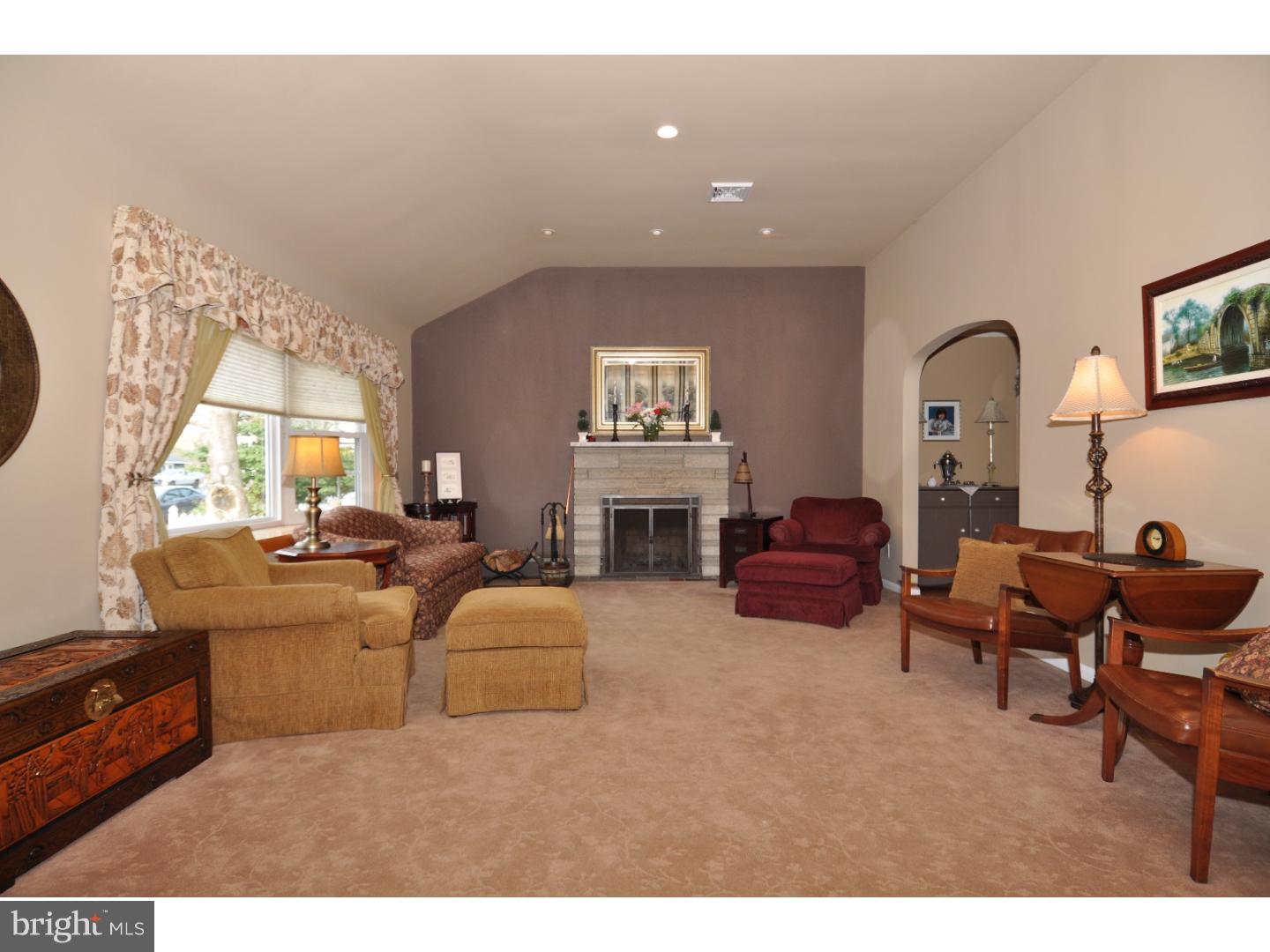 23 Hartford Road Mount Laurel, NJ 08054 - Photo 2 of 25 Living Room