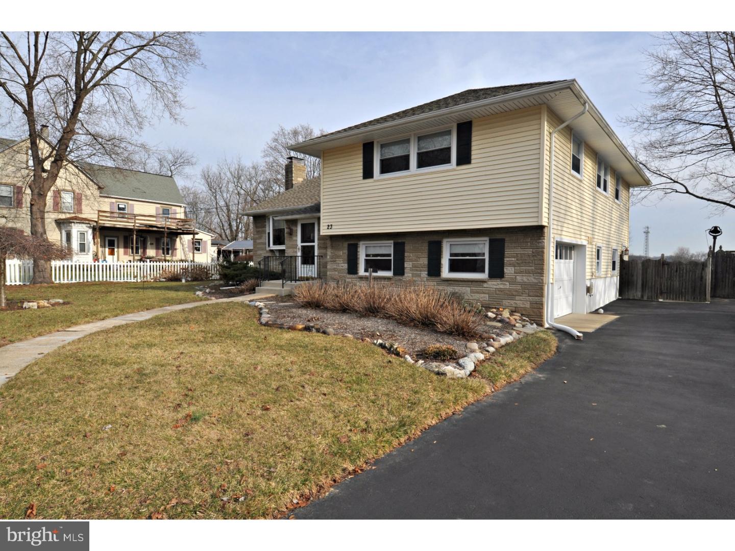 23 Hartford Road Mount Laurel, NJ 08054 - Photo 18 of 25 Exterior Side