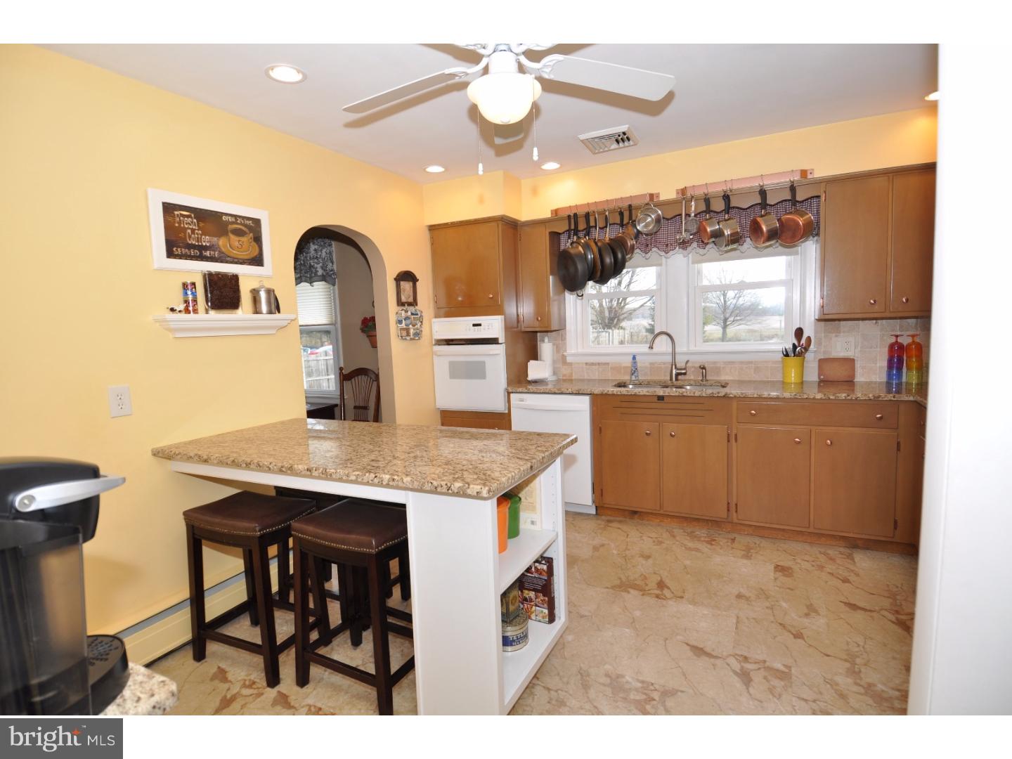 23 Hartford Road Mount Laurel, NJ 08054 - Photo 6 of 25 Kitchen